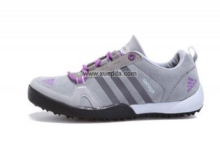 Adidas阿迪户外跑鞋 20998徒步灰紫红 女